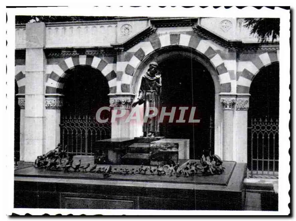 Monumento Cusini — Cemitério Monumental — Escult. Arrigo Minerbi - Frente