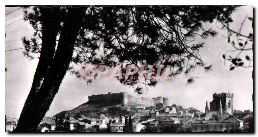 Villeneuve-lès-Avignon — vista panorâmica com castelo e igreja — editor não identificado - Frente