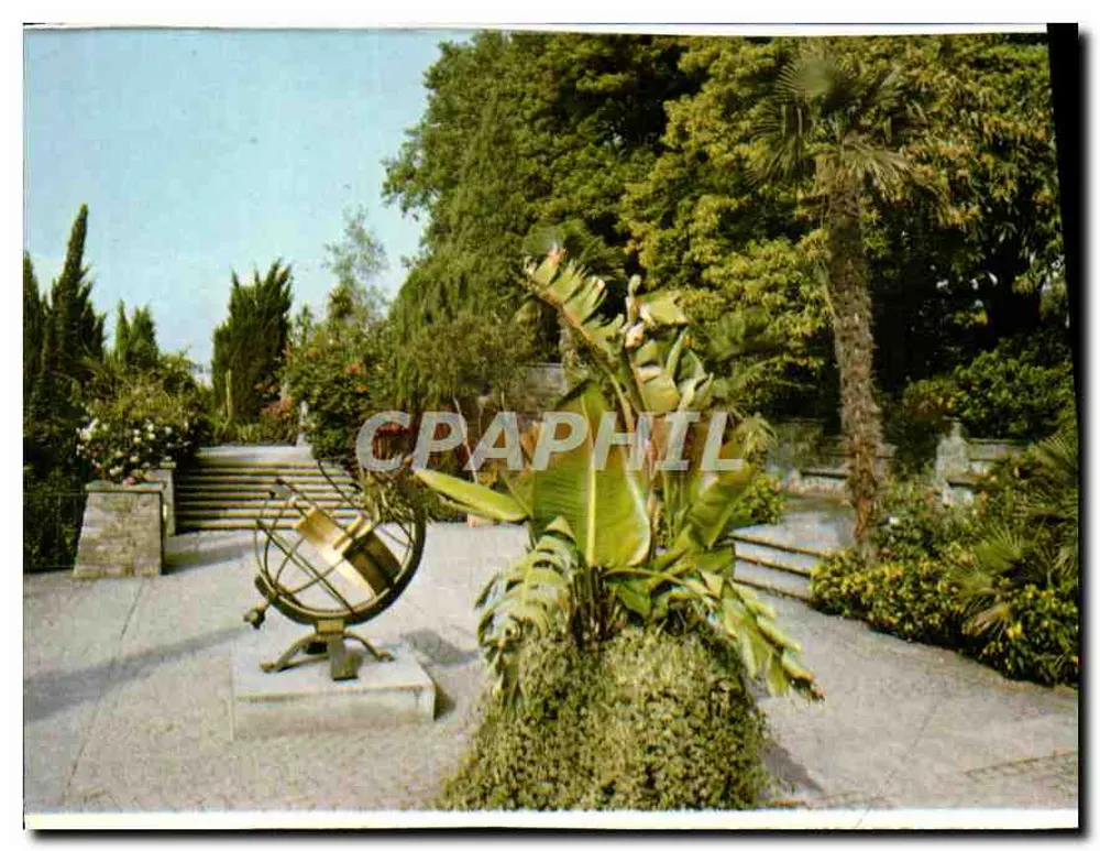 Insel Mainau im Bodensee — Mediterran-Terrasse mit Sonnenuhr - Recto