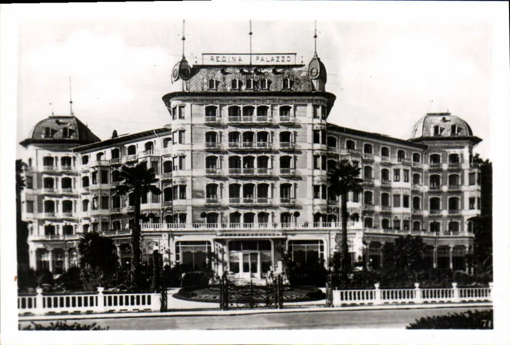 Hôtel Regina Palazzo — Lago Maggiore — Stresa Borroméo — Éd. A. Traldi Milano - Recto