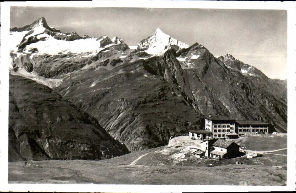 Hotel Riffelberg über Zermatt — Zinal Rothorn und Weisshorn - Vorderseite