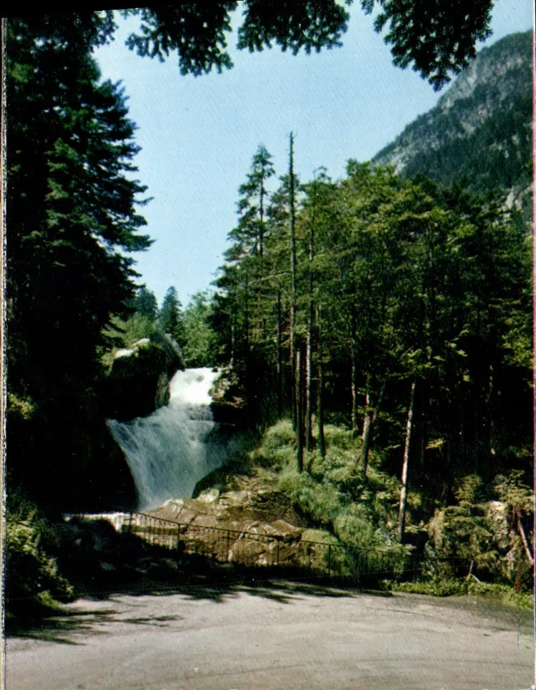 Cautorets - Cachoeira do Cerisay — Os Pirineus - Frente