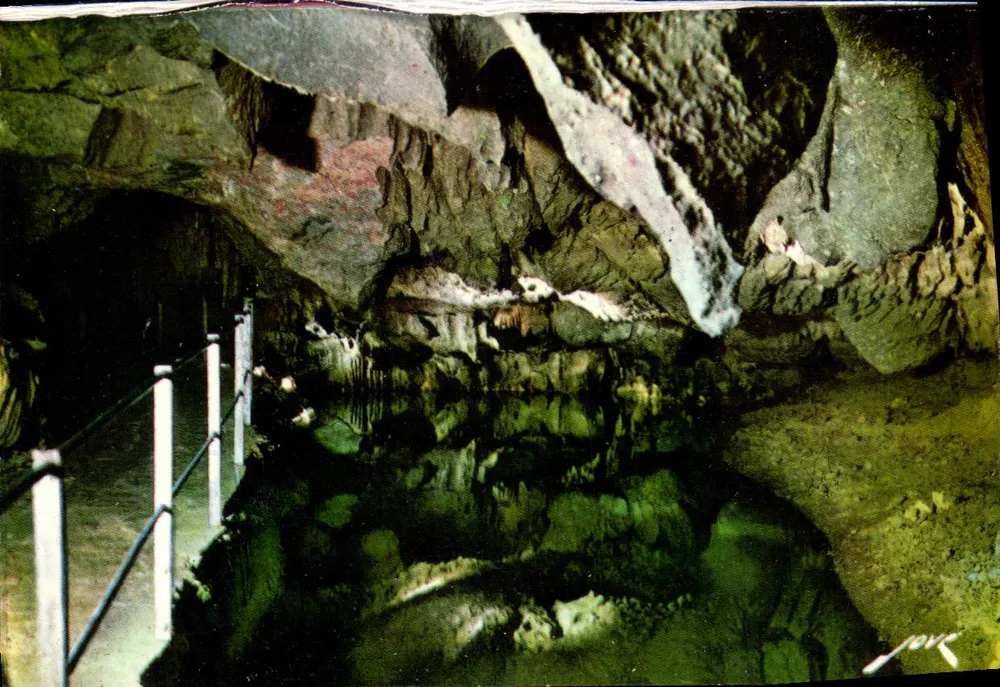 As Grutas de Betharram — Os Bassins — 3180 - Frente
