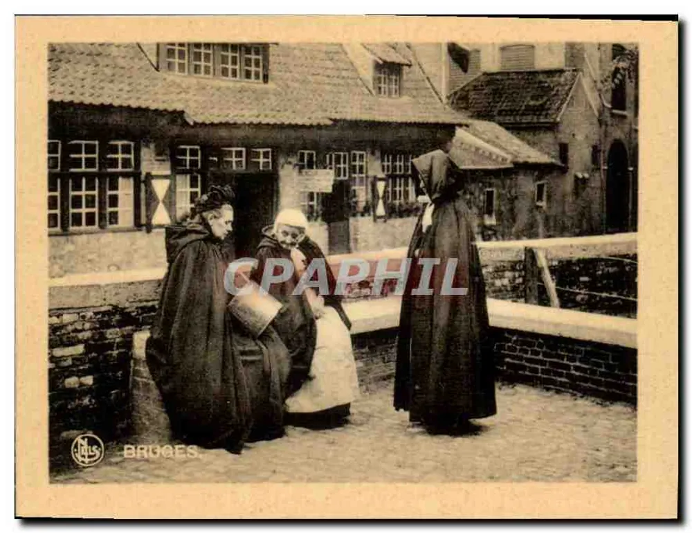 Bruges — Oude vrouwen voor een huis — Nils, Bruges - Voorkant