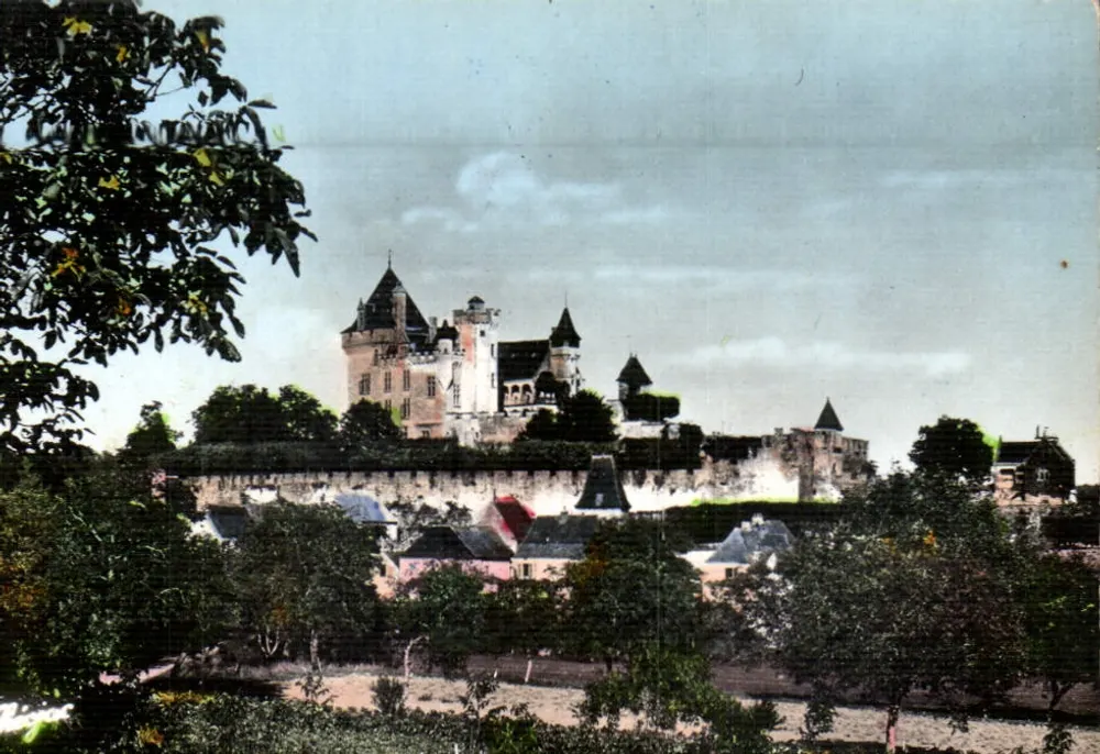 O Castelo de Montfort — vista panorâmica — Les Éditions Modernes THÉOJAC - Limoges - Frente
