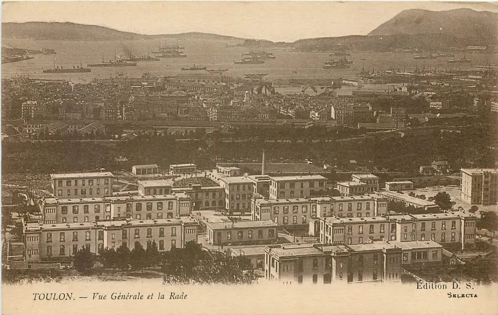 Toulon — Vista general y la bahía — Edición D. S. SELECTA - Anverso