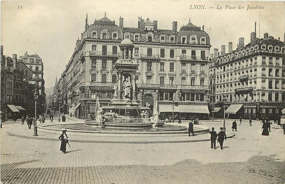 LYON — A Place des Jacobins — Thiery & Sigrand - Frente