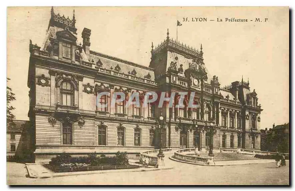 Lyon — A Prefeitura — M. F. - Frente