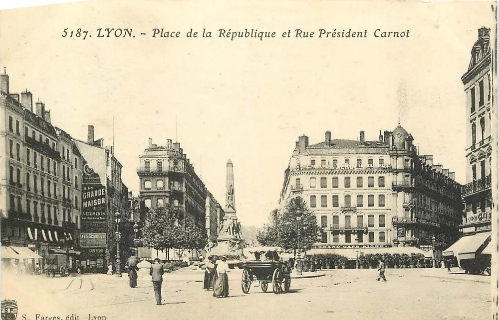 Lyon - Place de la République und Rue Président Carnot — S. Farges, Verlag Lyon, n° 5187 - Vorderseite