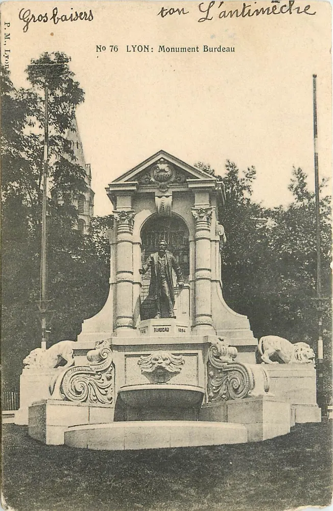 लियोन: बर्डो यादगार — बर्डो की प्रतिमा, 1894 — पी.एम. लियोन, संख्या 76 - आगे