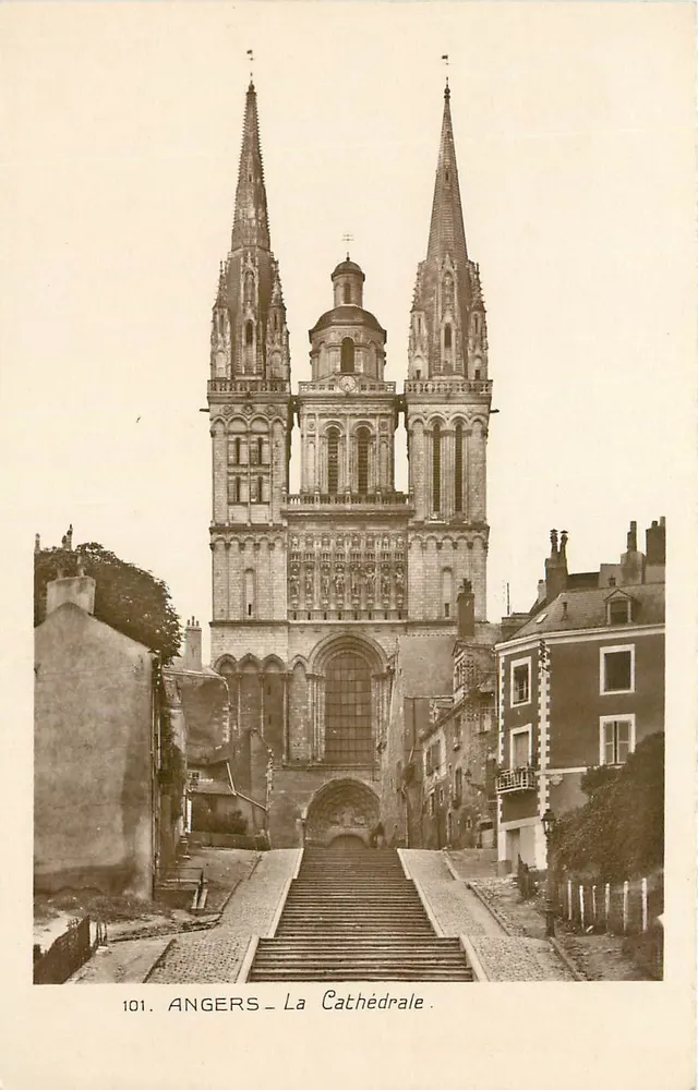 Angers — A Catedral — Edição dos Monumentos Históricos - Frente