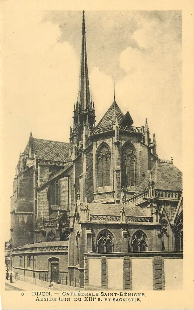Dijon — Catedral de São Bénigne, abside e sacristia (fim do XIIIº s.) - Frente