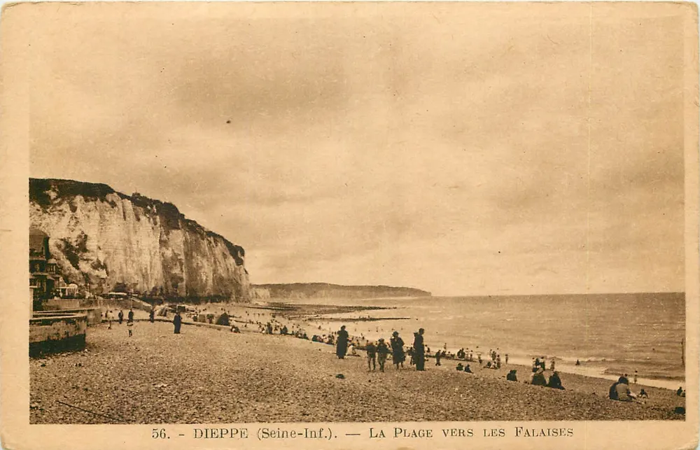 Dieppe (Seine-Inf.) — La Plage vers les Falaises — Éditeur G. Récant, n° 56 - Recto