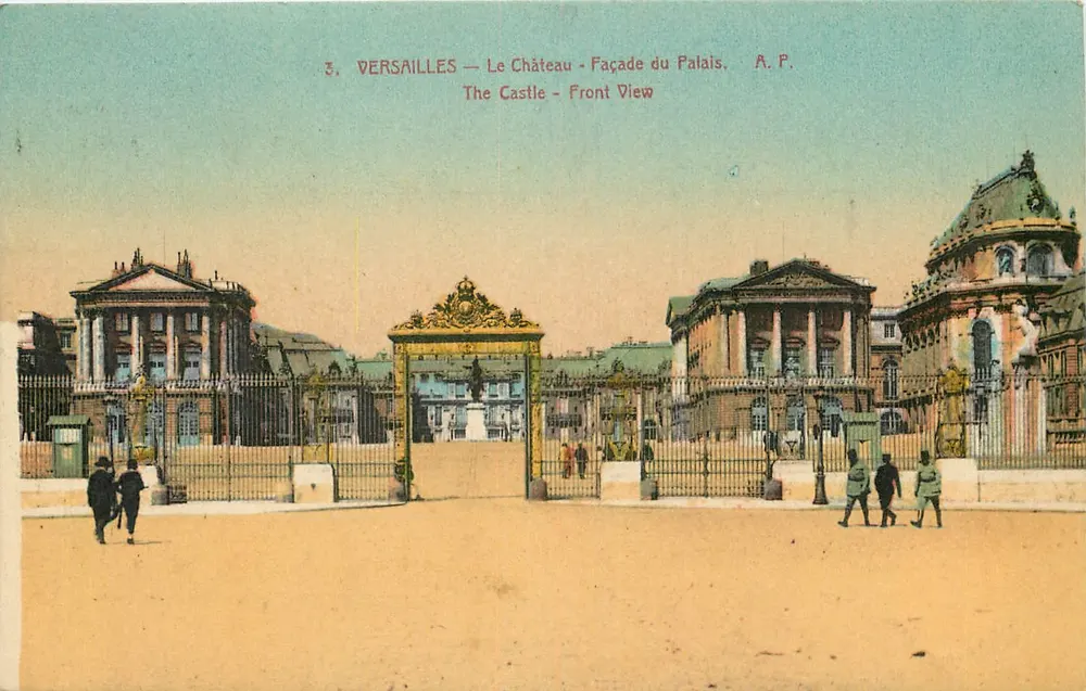 Versalhes — O Castelo — Facha do Palácio — A.P. - Frente