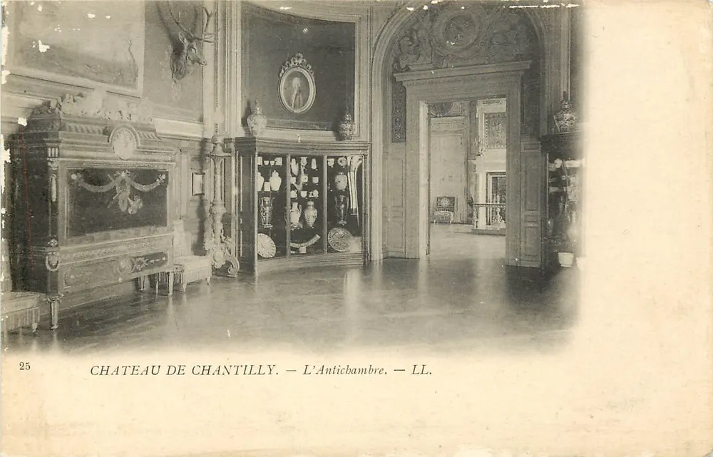 Château de Chantilly — L'Antichambre — LL. — n°25 - Voorkant