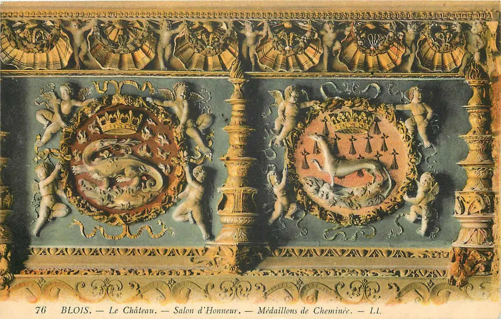 Blois — Le Château — Salon d'Honneur — Médaillons de Cheminée — I.L. - Recto