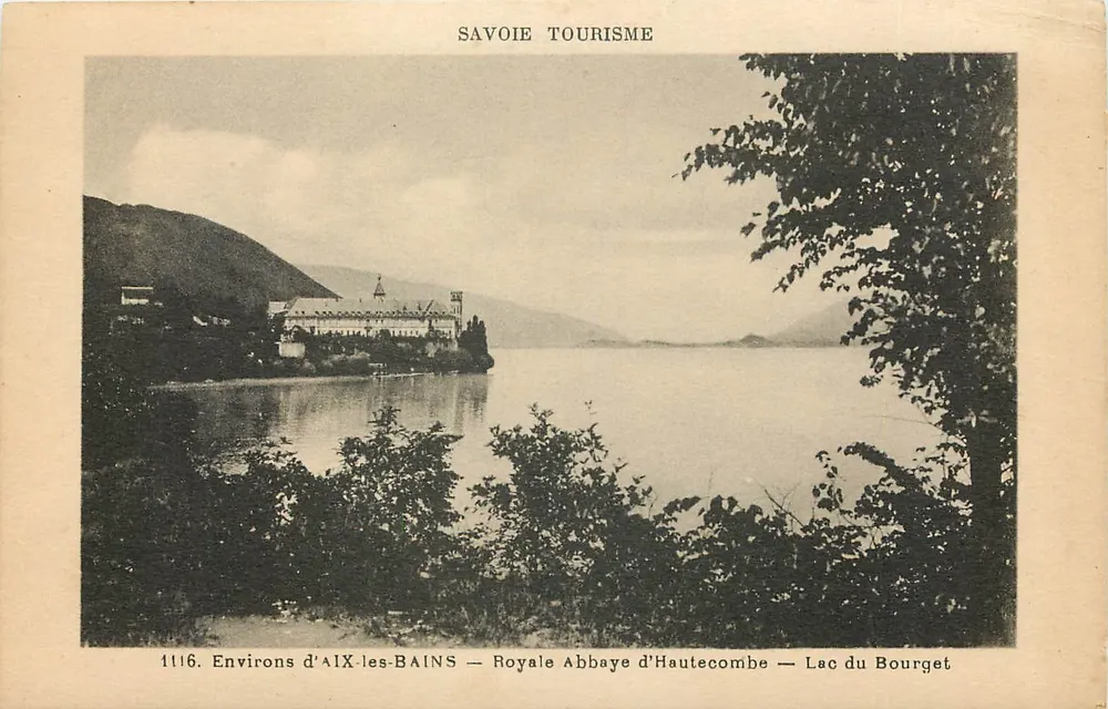 Arredores de Aix-les-Bains — Abadia Real de Hautecombe — Lago de Bourget — Savoie Tourisme - Frente