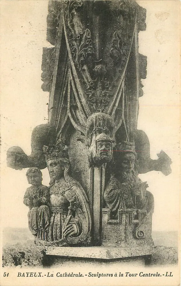 Bayeux - La Cathédrale - Sculptures à la Tour Centrale - LL - Recto
