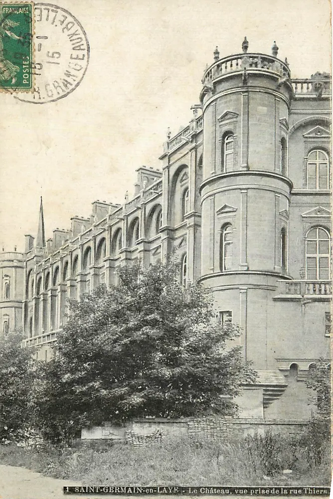 Saint-Germain-en-Laye — Schloss, Ansicht aus der Rue Thiers — A. X. & Cie - Vorderseite