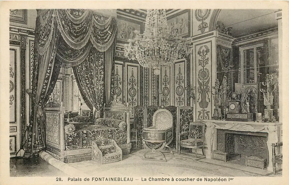 Schloss FONTAINEBLEAU — Das Schlafzimmer Napoleons I. — n°28 - Vorderseite