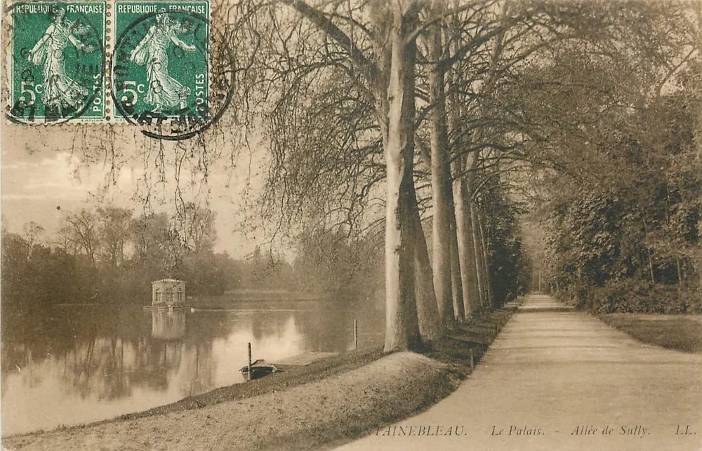 Tainebleau — Le Palais — Allée de Sully — L.L. - Recto