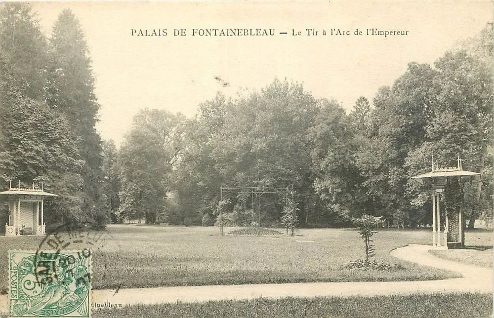 Schloss Fontainebleau — Der Pfeilwurf des Kaisers — Verleger: Ainebleau - Vorderseite