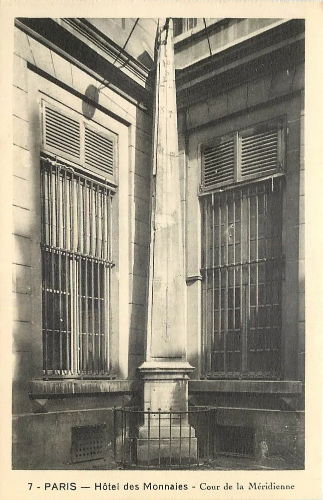 PARIS — Hôtel des Monnaies — Cour de la Méridienne - Recto