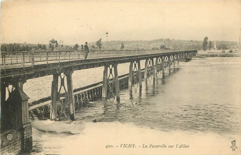 Vichy - A Ponte sobre o Allier — editor Vichy, n° 420 - Frente