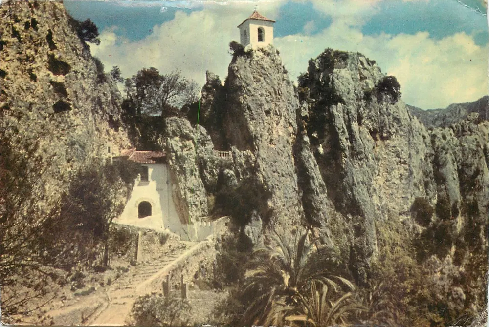 Campanile und Eingang zum Dorf — Glockenturm und Eingang zum Dorf — Foto HNOS. CALLLOSA (Alicante) N°1 - Vorderseite
