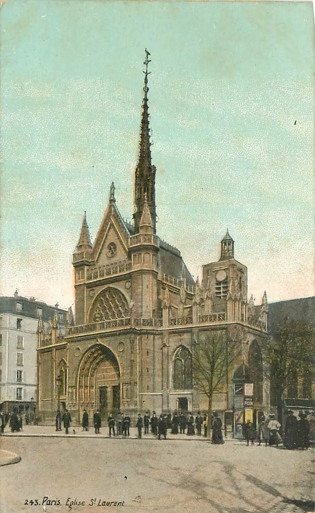 Paris - Igreja de São Laurent — vista do edifício com multidão — Noua Photo Paris, n° 243 - Frente
