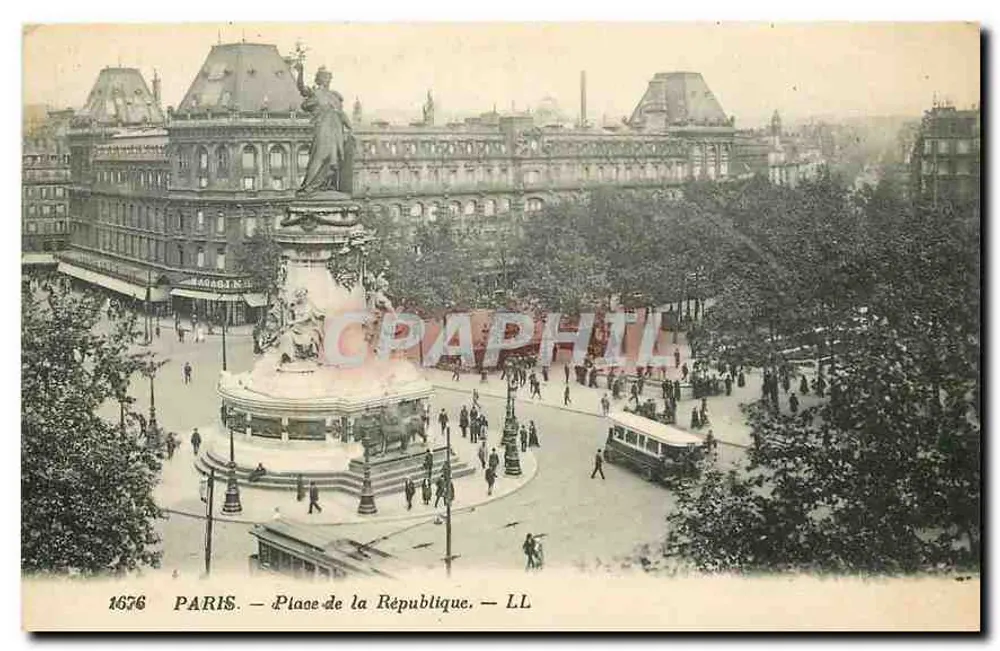 Paris — Praça da República — LL - Frente