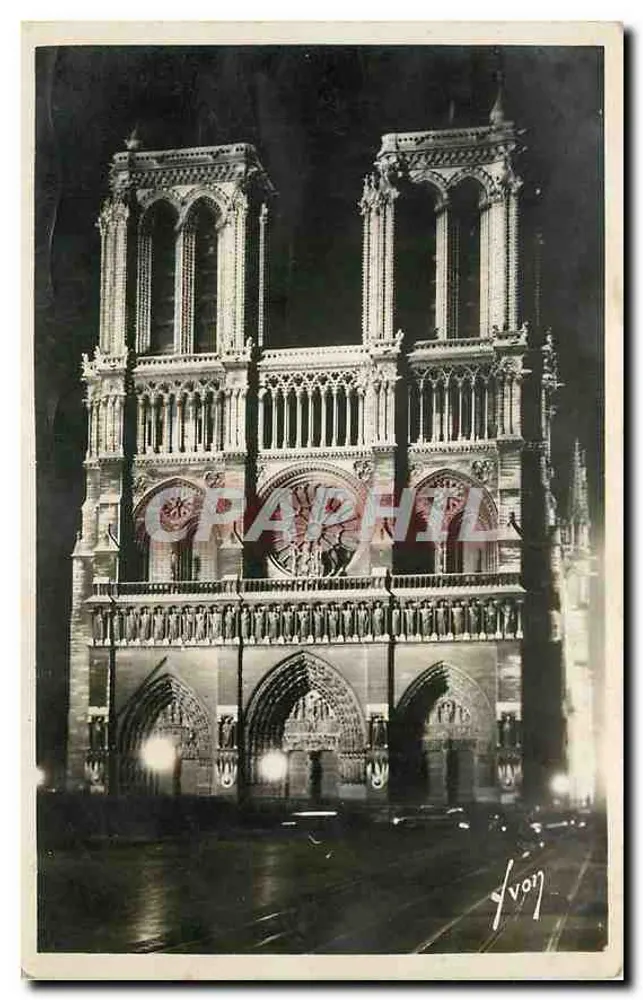 Notre-Dame de Paris — illuminée — Les Éditions d'Art 'YVON' - Recto
