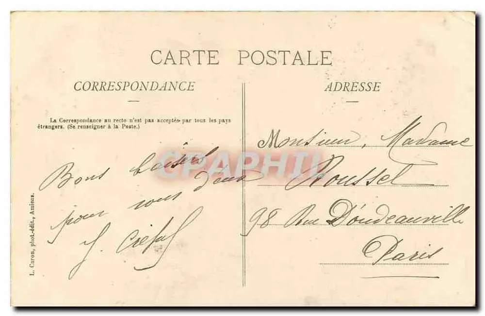 Amiens - Cathédrale — L'Enfant Pleureur, chef-d'œuvre de Blassey — L. Caron, phot. Amiens - Verso