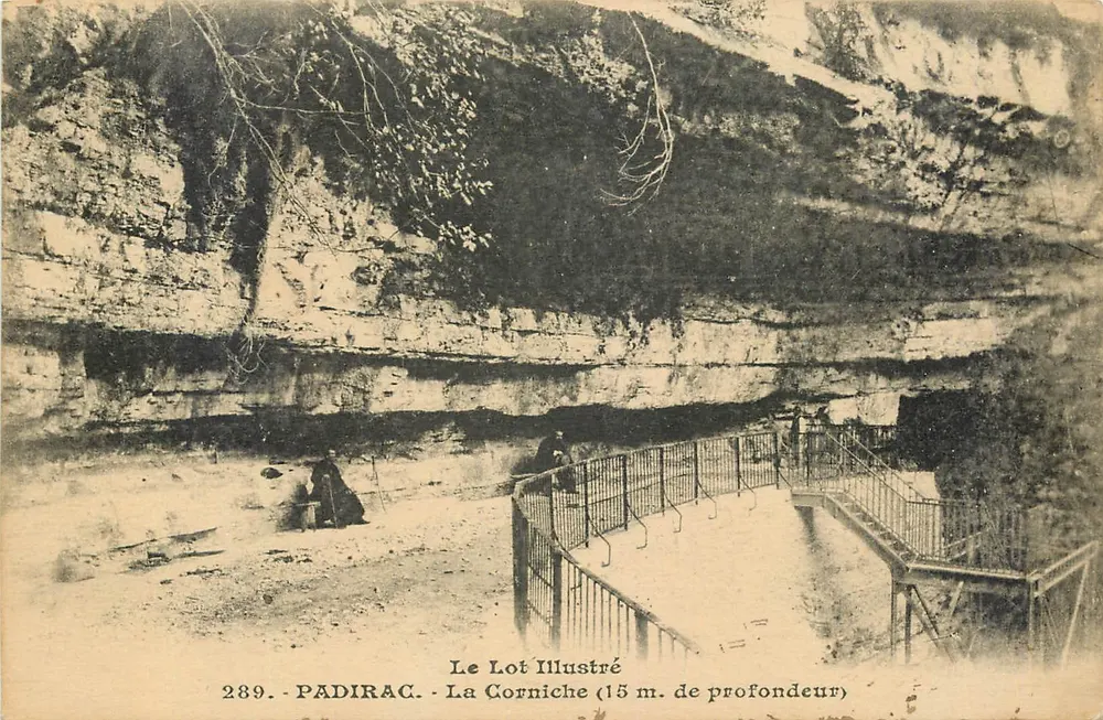 Padirac - The Cliffs (15 m. deep) — Le Lot Illustré, n° 289 - Front