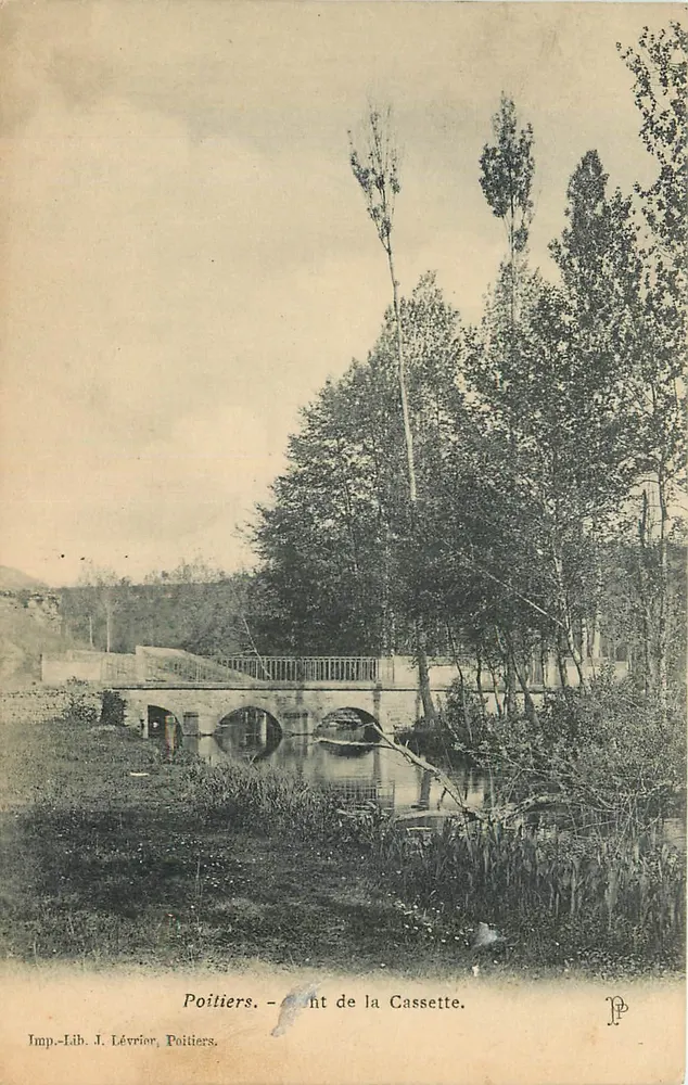 Poitiers — Ponte da Cassette — Imp.-Lib. J. Lévriov, Poitiers - Frente
