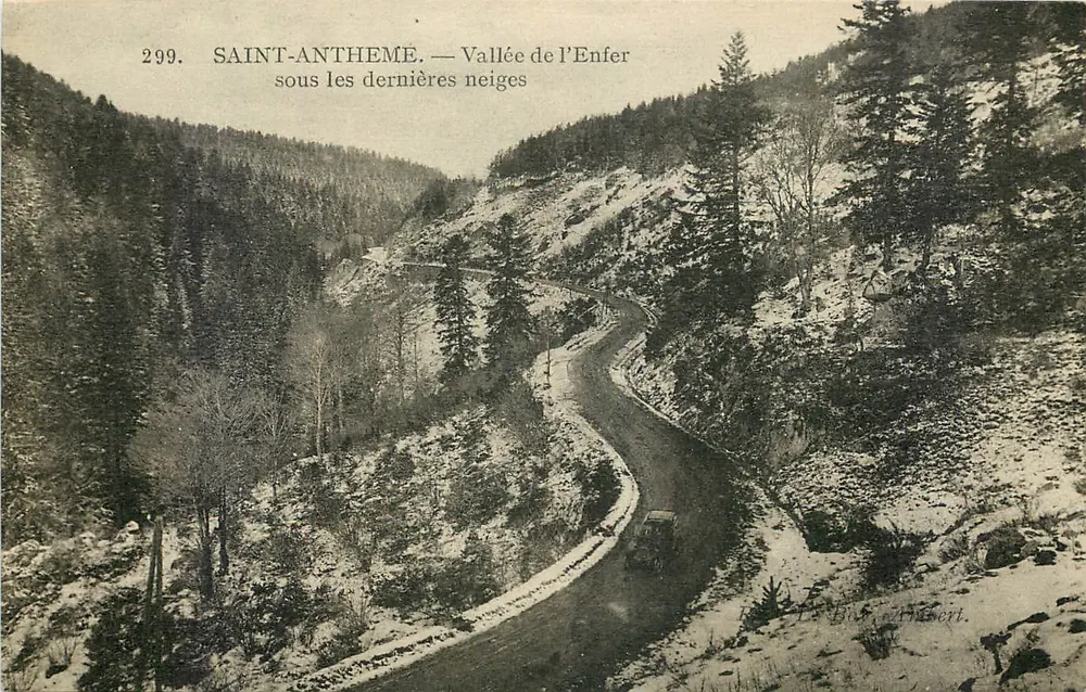 Saint-Anthème — Vallée de l'Enfer sous les dernières neiges — Le Bissoner - Recto