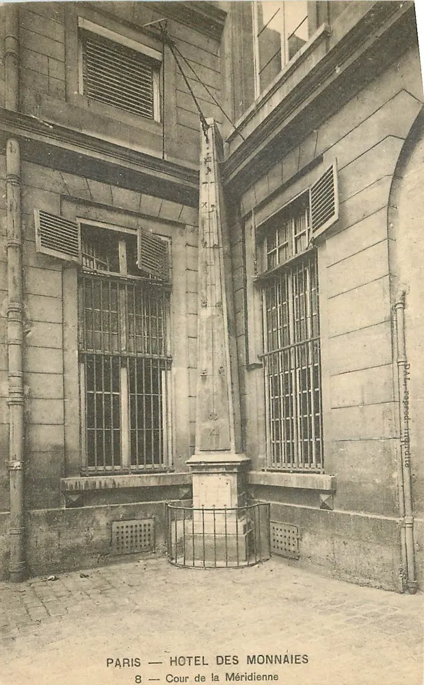 Paris — Hôtel des Monnaies — Cour de la Méridienne - Recto