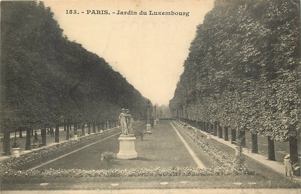 Giardino del Luxembourg — via centrale con statua — editore anonimo, n° 153 - Recto