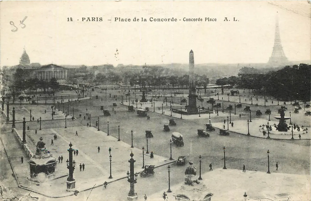 Paris - Praça da Concórdia - A. L. - Frente