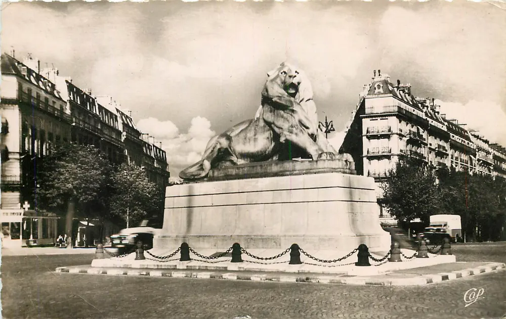 Paris - O Leão de Belfort — editor Cap, n° 1139 - Frente