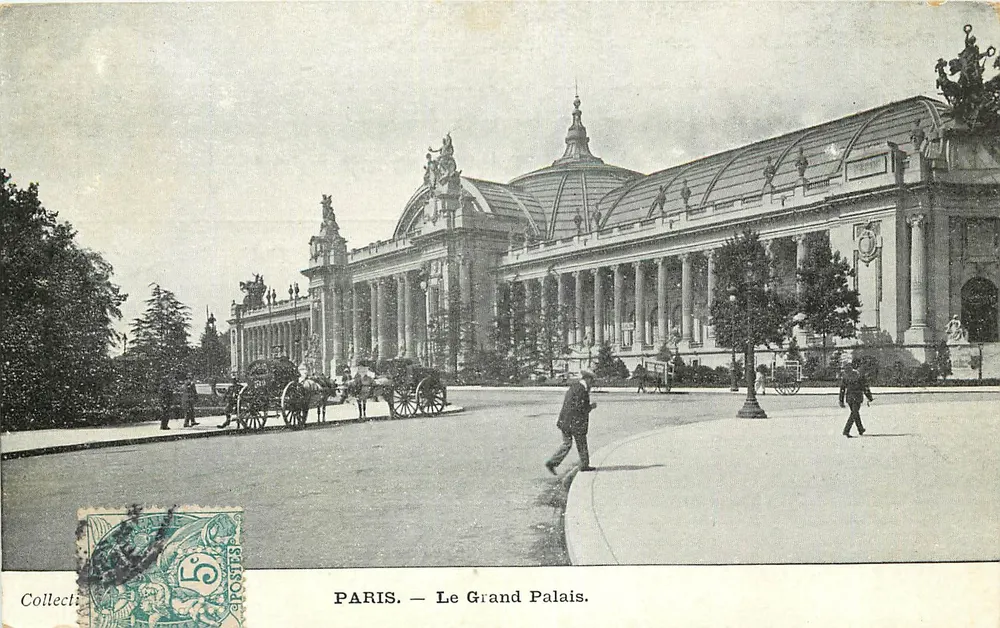 PARIS. — O Grande Palácio. - Frente
