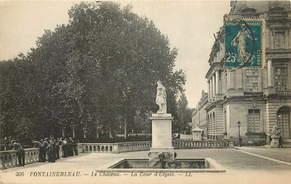 Fontainebleau — Le Château — La Cour d'Ulysse — LL — n°306 - Recto