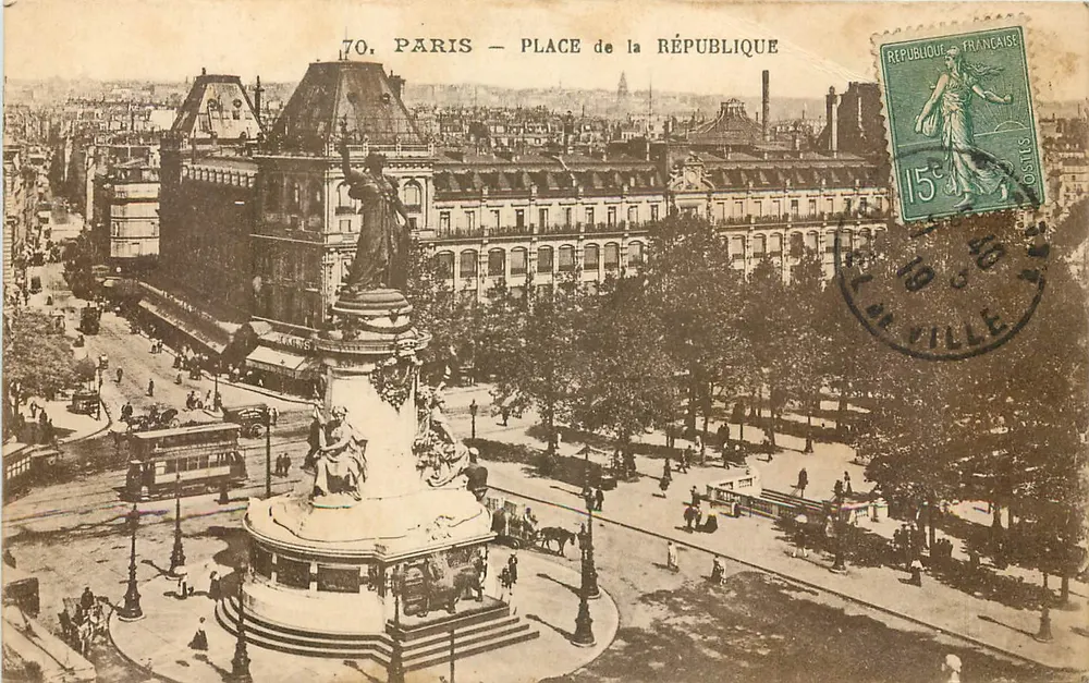 Paris — Place de la République — editor anônimo, n° 70 - Frente