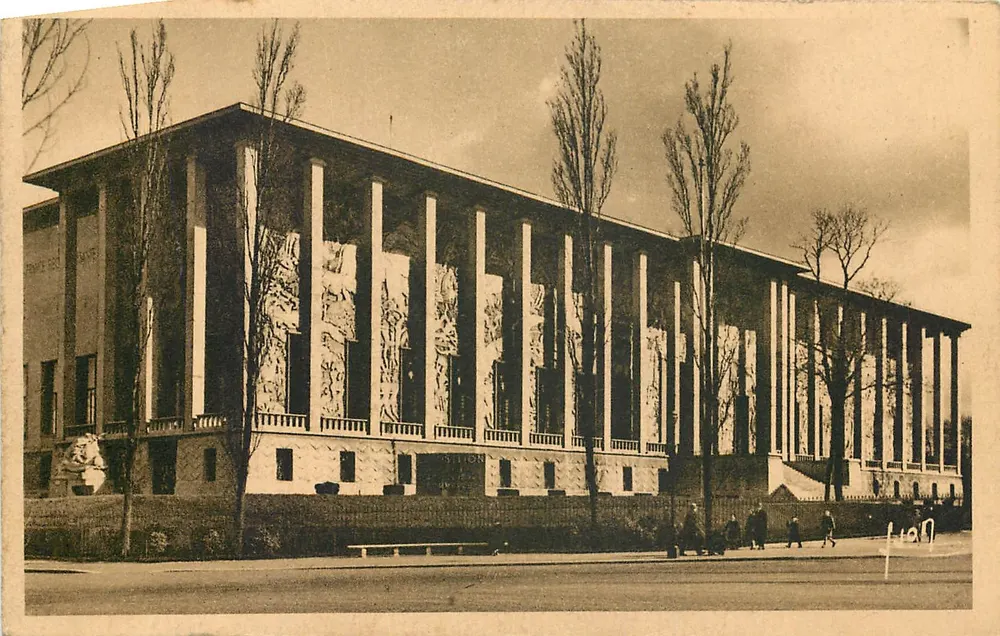 Musée des Colonies — Paris — Éditions d'Art WGN - Frente