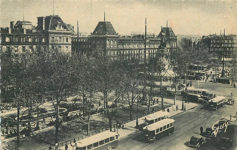 Place de la République — Paris — Éditions d'Art GUY - Vorderseite