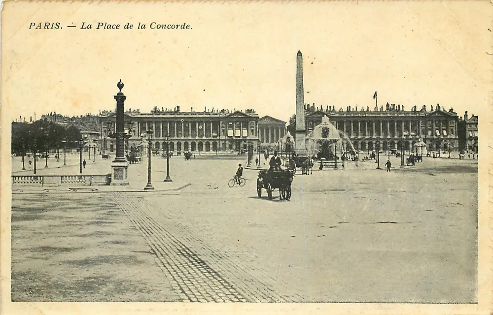 Paris — A Praça da Concórdia — editor não visível - Frente
