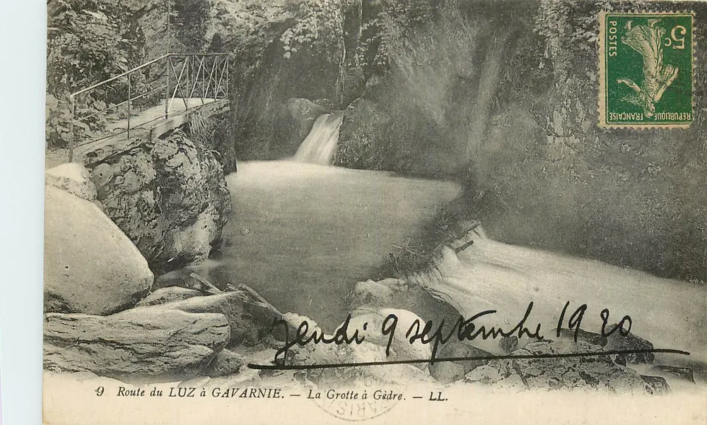 Route von Luz nach Gavarnie — Die Gèdre-Höhle — LL. - Vorderseite