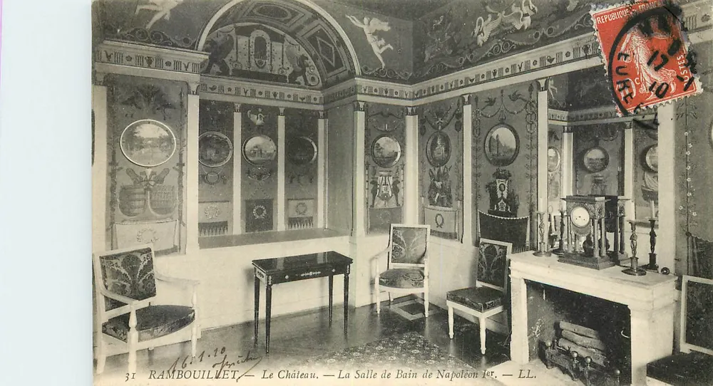 Rambouillet — Das Schloss. — Das Badezimmer von Napoleon I. — LL. - Vorderseite