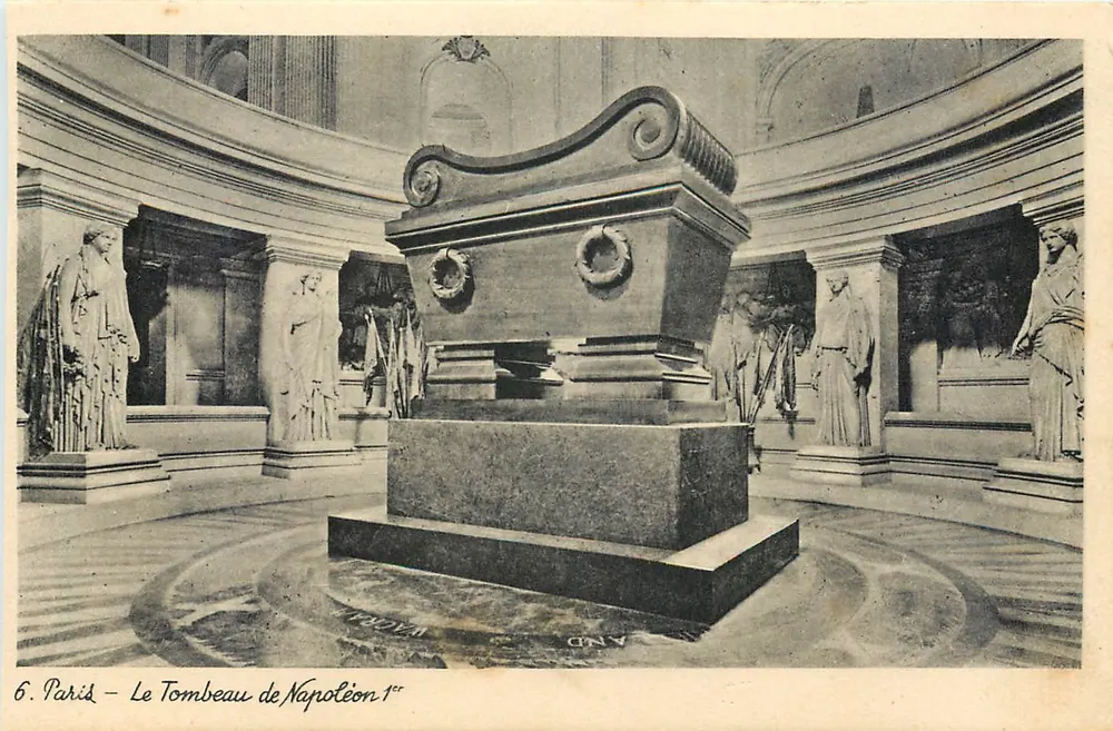 Paris — The Tomb of Napoleon I — Union Art et Technique, 27 Rue de Valois, Paris - Front