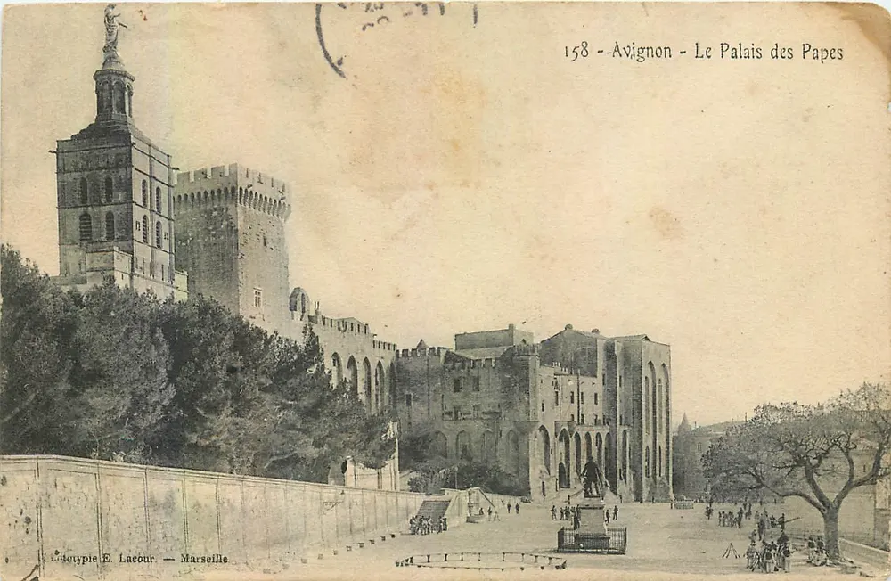 Avignon - O Palácio dos Papas — Editor E. Lacour, Marselha, n° 158 - Frente